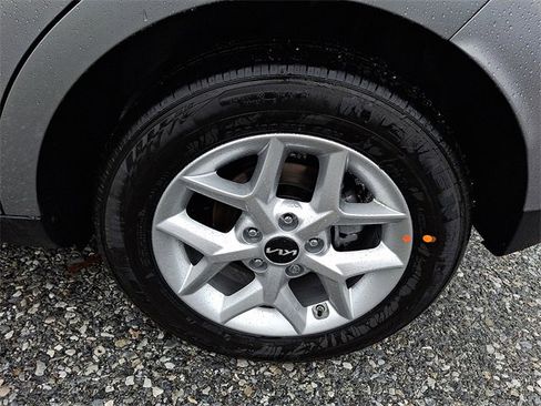 New 2025 Kia Soul LX w/ LX Technology Package image 5