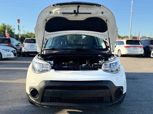 Used 2019 Kia Soul FWD image 16
