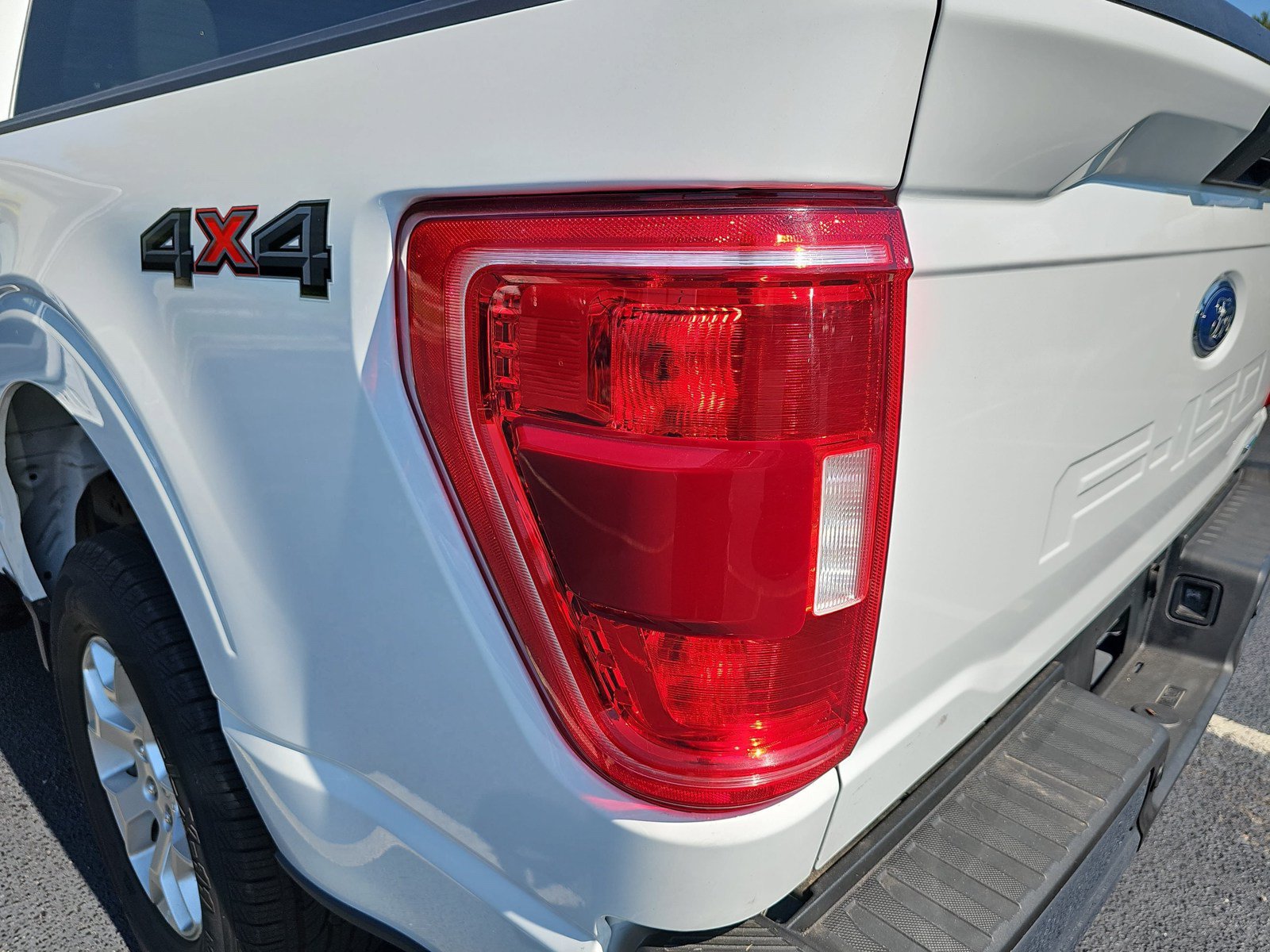 Used 2023 Ford F150 XLT AWD/4WD image 34