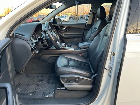 Used 2018 Audi Q7 3.0T Premium Plus image 11