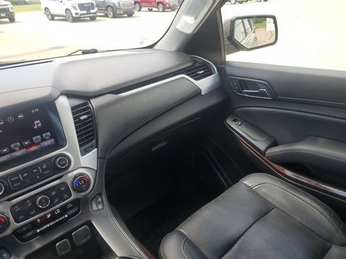 Used 2016 GMC Yukon SLT AWD/4WD image 11