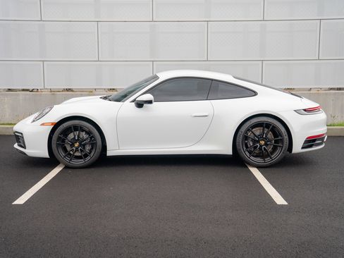 Certified 2023 Porsche 911 Carrera image 2