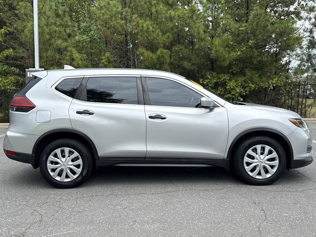 Used 2019 Nissan Rogue S FWD image 8