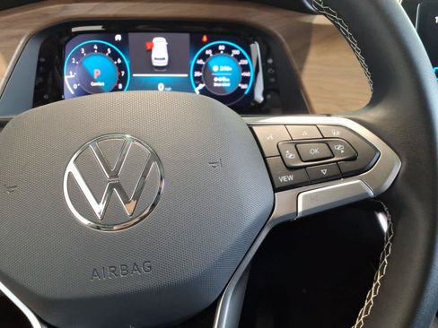 Used 2026 Volkswagen Atlas SE w/ Panoramic Sunroof Package AWD/4WD image 24