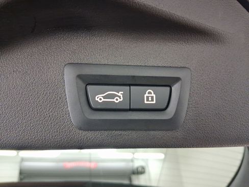 Certified 2022 BMW X5 xDrive40i w/ Luxury Seating Package image 30