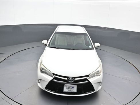 Used 2015 Toyota Camry SE image 33