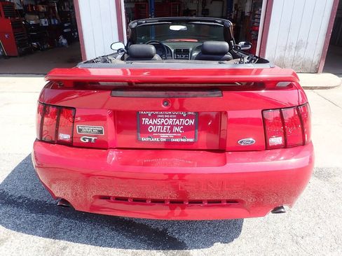 Used 2001 Ford Mustang GT RWD image 14