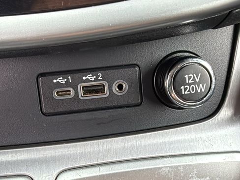 Certified 2023 Nissan Murano SV image 16