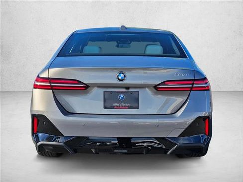 New 2026 BMW 530i w/ M Sport Package RWD image 8