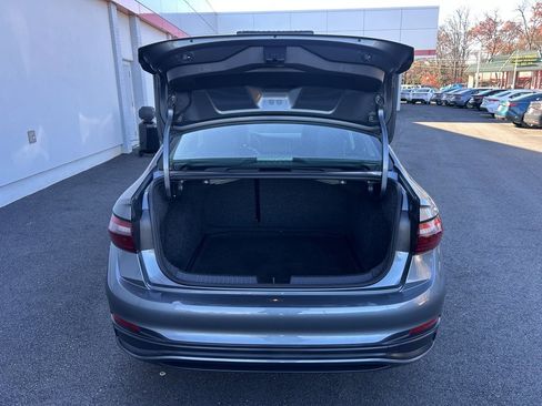 Used 2022 Volkswagen Jetta SE image 14