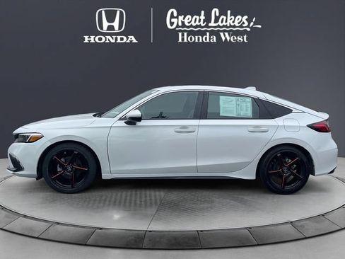 Used 2024 Honda Civic Sport Touring image 2
