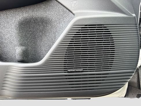 New 2026 Subaru Outback Wilderness w/ Wilderness Package image 17