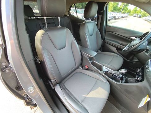 Used 2023 Buick Encore GX Select w/ Safety Package II AWD/4WD image 26