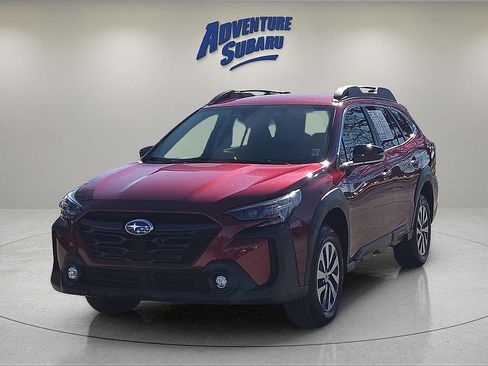 Certified 2025 Subaru Outback Premium image 2