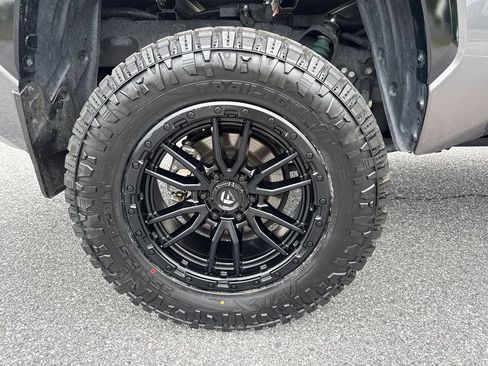 Used 2024 Toyota Tundra Platinum w/ TRD Off-Road Package AWD/4WD image 34