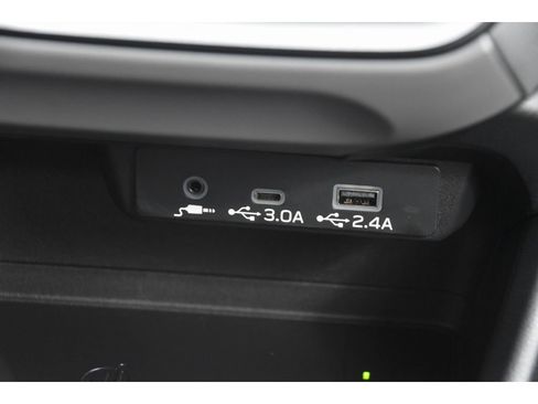 Certified 2025 Subaru Crosstrek 2.5i Sport w/ Crosstrek Mirror Package image 36