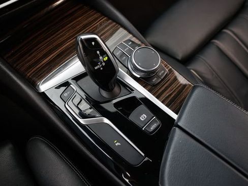 Used 2019 BMW 540i 540i image 44