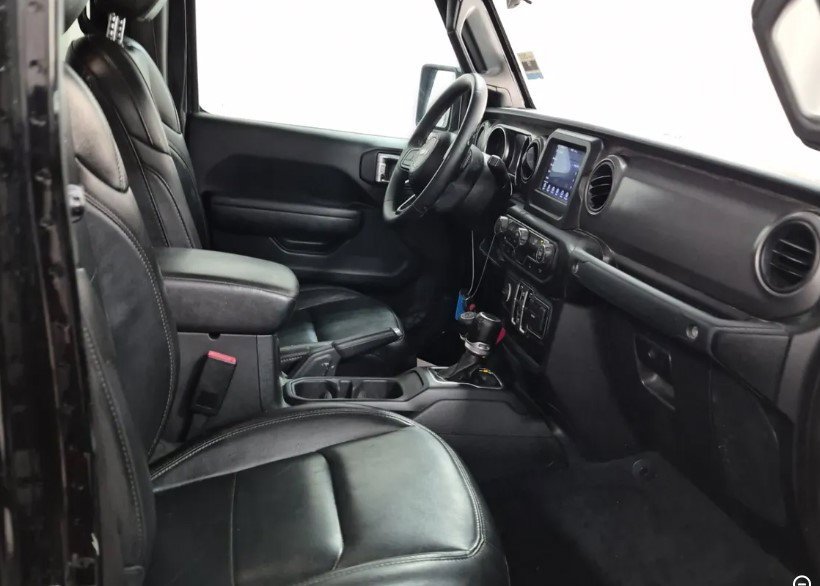 Used 2023 Jeep Gladiator Sport AWD/4WD image 10