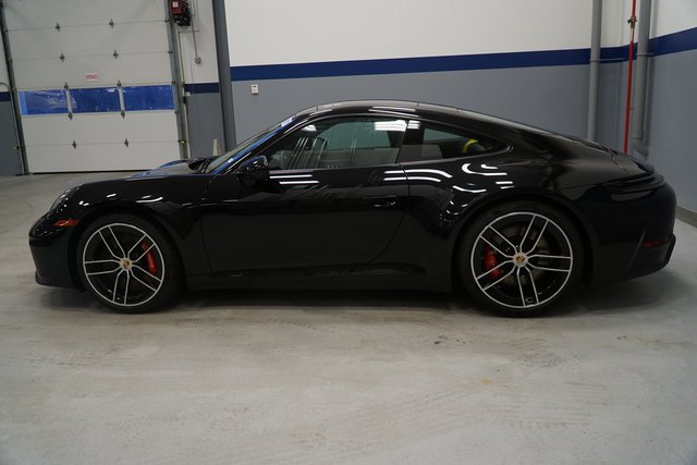 New 2026 Porsche 911 Carrera 4S AWD/4WD image 2