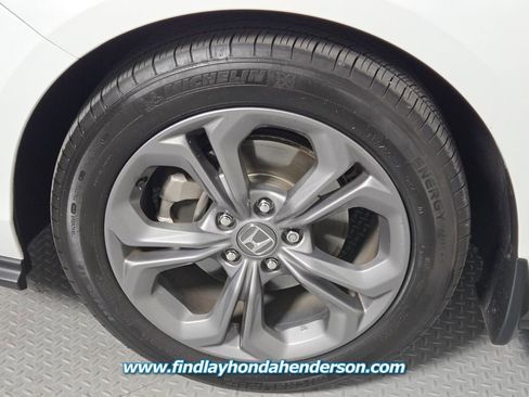 Certified 2024 Honda Accord EX image 9