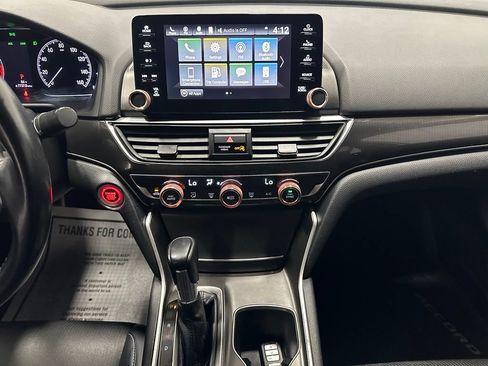 Used 2018 Honda Accord Sport image 25