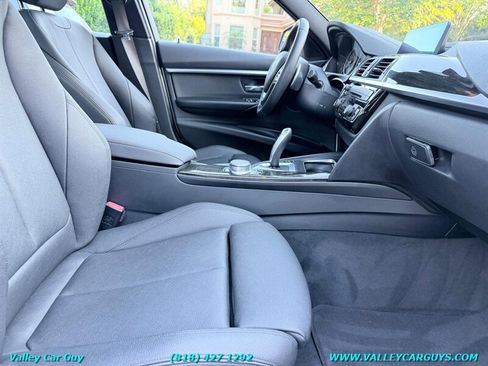 Used 2018 BMW 330e RWD image 15