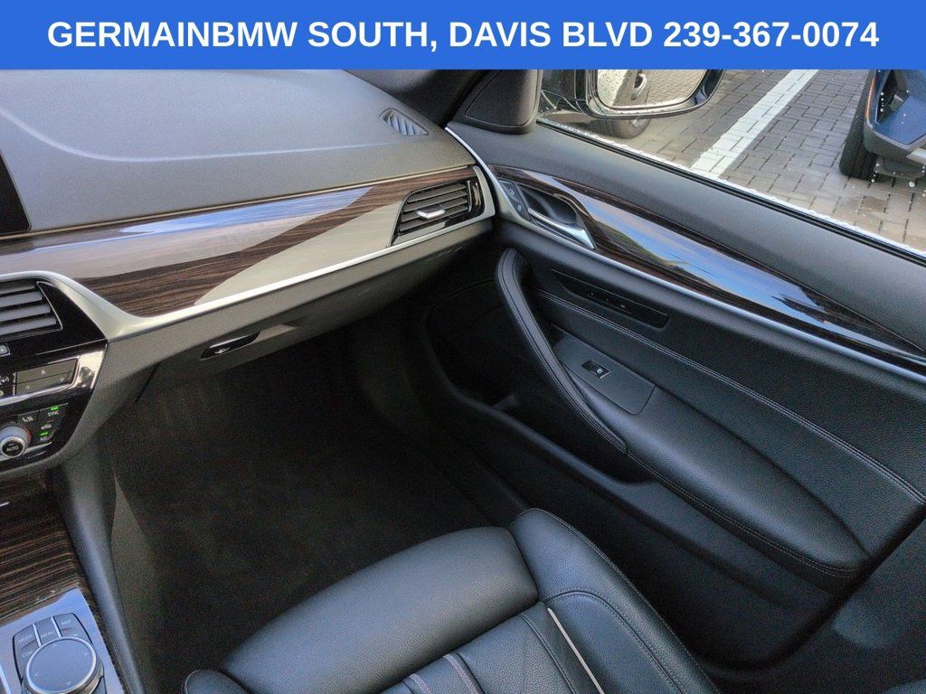 Used 2018 BMW 530i xDrive AWD/4WD image 19