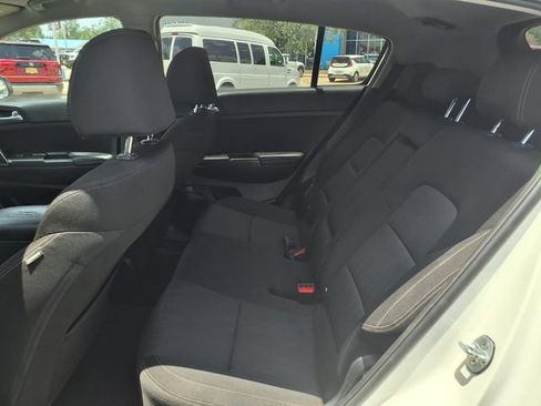 Used 2020 Kia Sportage LX FWD image 19