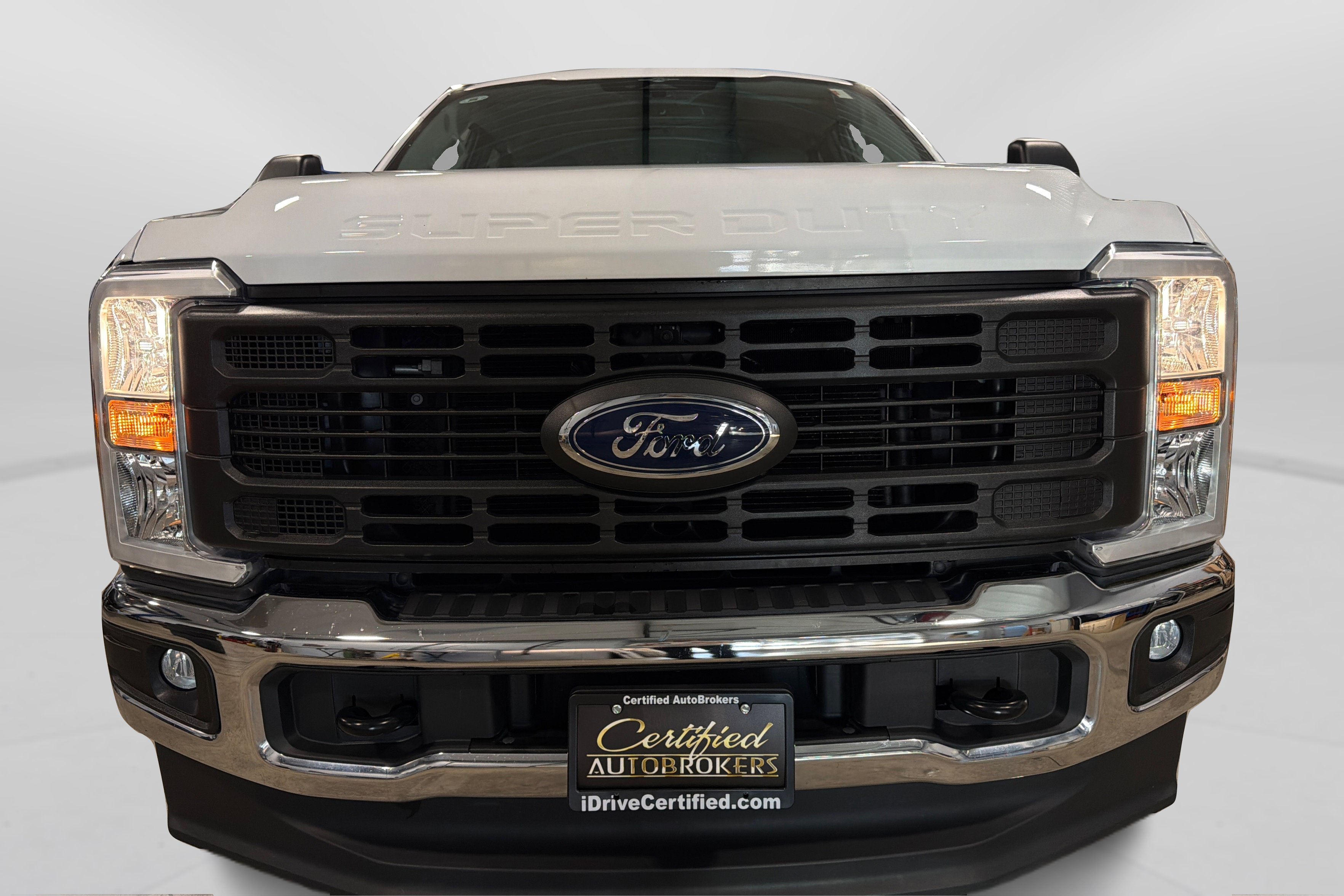 Used 2023 Ford F250 XL w/ Snow Plow Prep Package AWD/4WD image 10