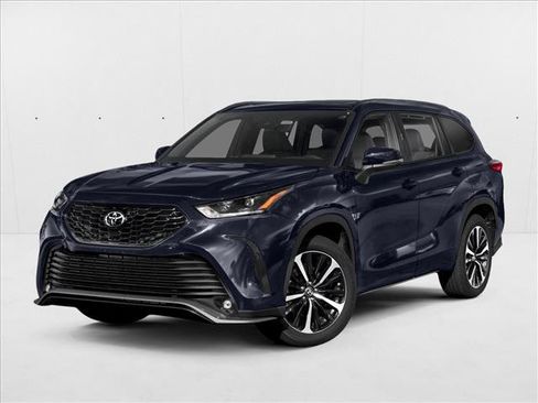 Used 2021 Toyota Highlander XSE FWD image 1