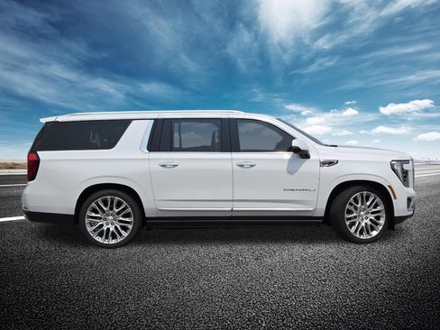 New 2026 GMC Yukon XL Denali w/ Denali Reserve Package AWD/4WD image 25