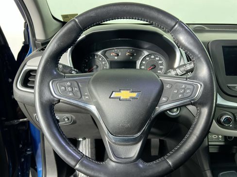 Used 2020 Chevrolet Equinox LT FWD image 13