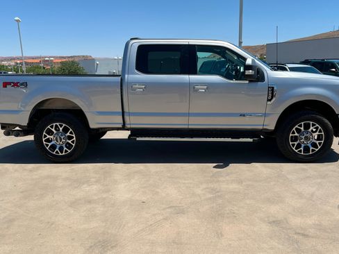 Used 2022 Ford F250 Lariat w/ Lariat Value Package AWD/4WD image 6