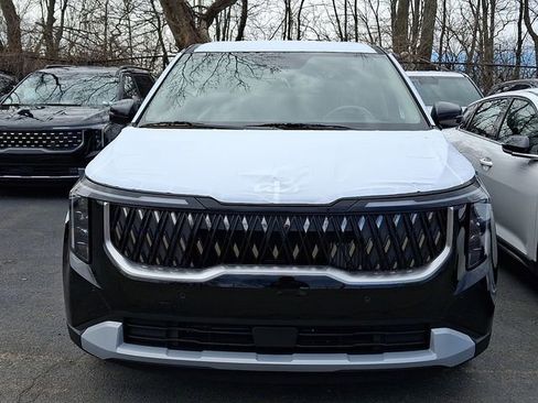 New 2026 Kia Carnival LXS FWD image 2