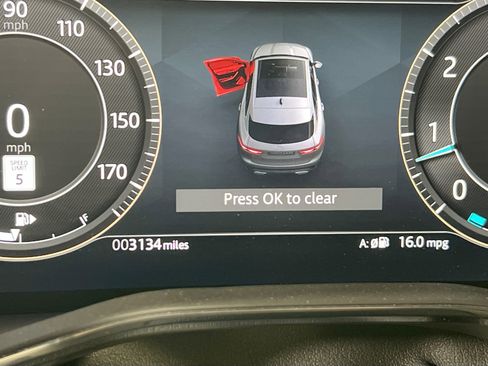 Used 2025 Jaguar F-PACE R-Dynamic S AWD/4WD image 12