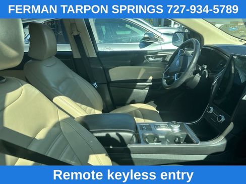 Used 2024 Ford Edge SEL AWD/4WD image 5
