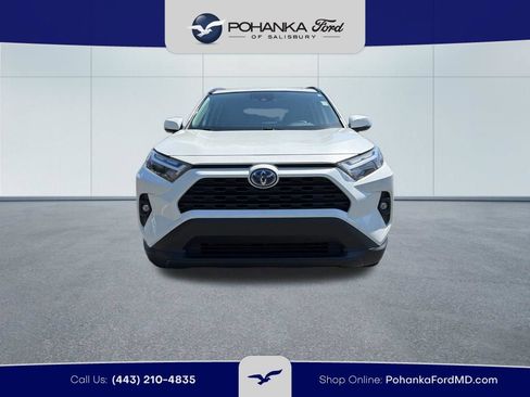 Used 2022 Toyota RAV4 XLE Premium AWD/4WD image 3