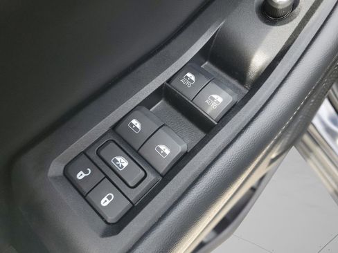 Certified 2024 Jeep Grand Cherokee Limited w/ Black Appearance Package image 30