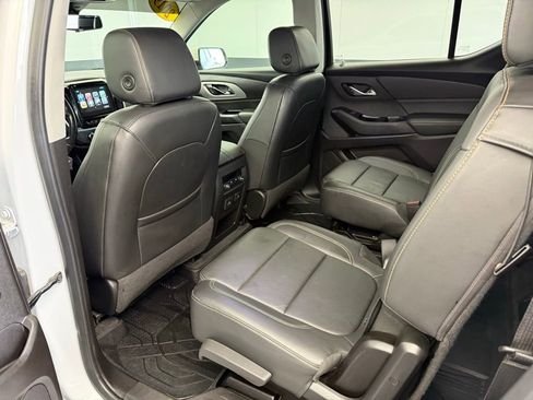 Used 2019 Chevrolet Traverse RS w/ LPO, Floor Liner Package image 45