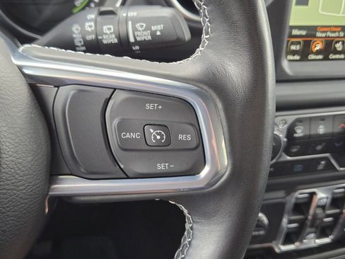 Used 2023 Jeep Wrangler Unlimited Sahara w/ Cold Weather Group AWD/4WD image 29