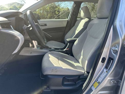 Used 2022 Toyota Corolla Cross L FWD image 15