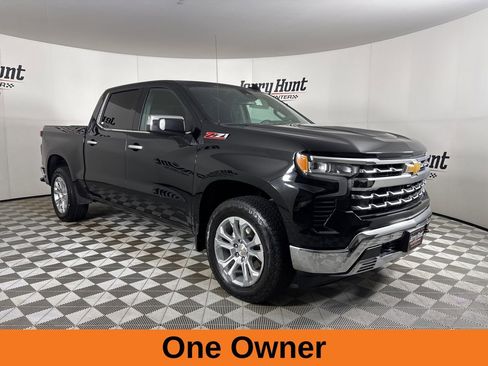 Used 2024 Chevrolet Silverado 1500 LTZ w/ Z71 Off-Road Package image 4