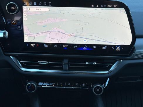 New 2026 Chevrolet Equinox EV LT w/ Comfort Package image 32