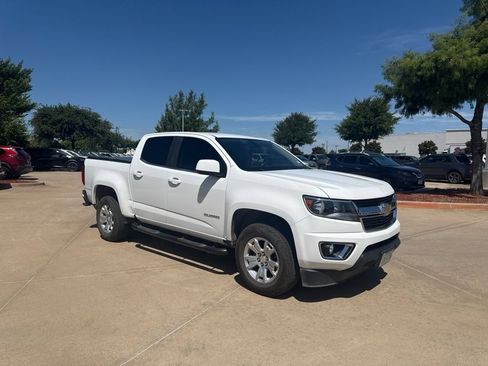 Used 2018 Chevrolet Colorado LT w/ LT Convenience Package RWD image 7