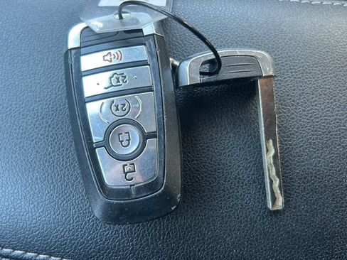 Used 2024 Ford Escape Active AWD/4WD image 37