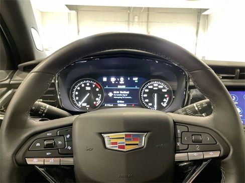 Certified 2024 Cadillac XT6 Premium Luxury w/ Technology Package image 17