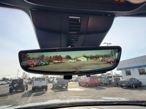 New 2026 Chevrolet Traverse LT w/ Sun and Wheel Package image 25