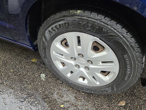 Used 2015 Dodge Grand Caravan SE w/ Quick Order Package 29E SE image 25