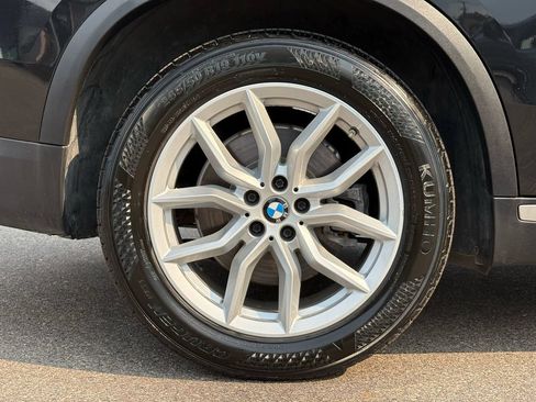 Used 2019 BMW X5 xDrive40i w/ Convenience Package AWD/4WD image 10