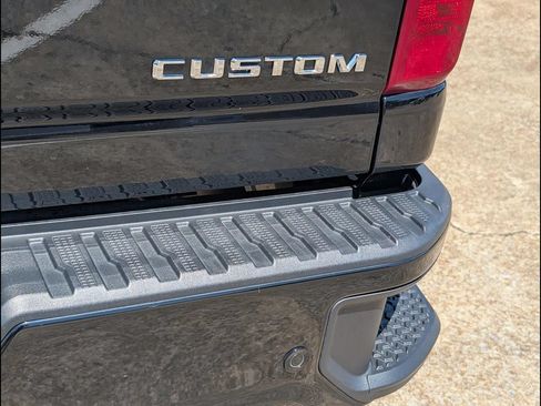 Used 2024 Chevrolet Silverado 2500 Custom w/ Custom Value Package AWD/4WD image 20